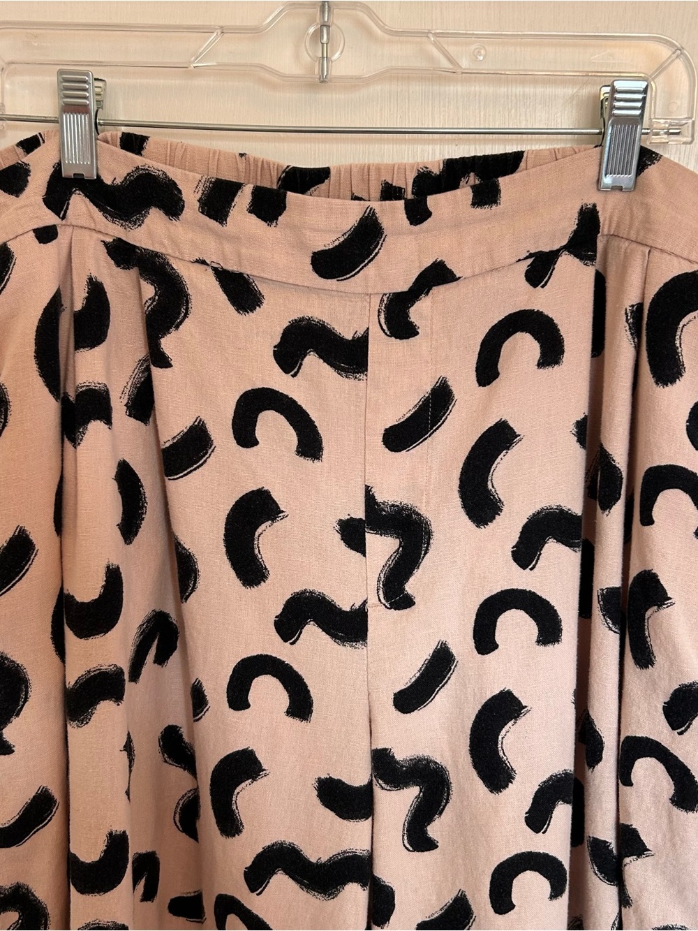 a new day tan and black wide leg cropped pants Abstract Print - Picture 3 of 8